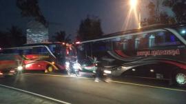 Malam Minggu, Jalan Nasional Karangsari Macet