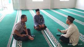 Ketemu Bhabinkamtibmas Di Masjid Al Mukminun