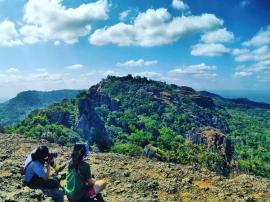 Gunung Nglanggeran Andalan Para Pendaki Pemula