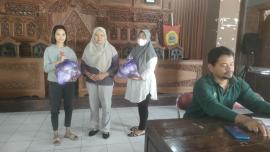 Penyaluran PMT Bumil dan Busui