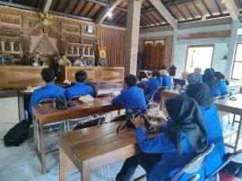 Kuliah Lapangan Mahasiswa UGK Prodi Agroteknologi di Kalurahan Nglanggeran