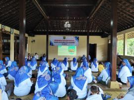 Peningkatan Kapasitas Kader Posyandu Desa Dawung, Tegalrejo, Magelang